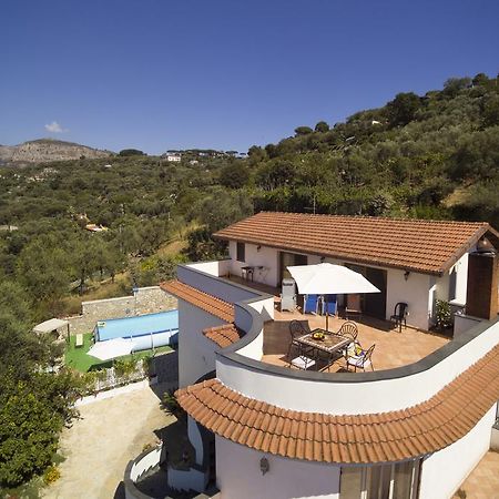 Appartamento Villa Degli Ulivi ซานตาเญลโล ภายนอก รูปภาพ