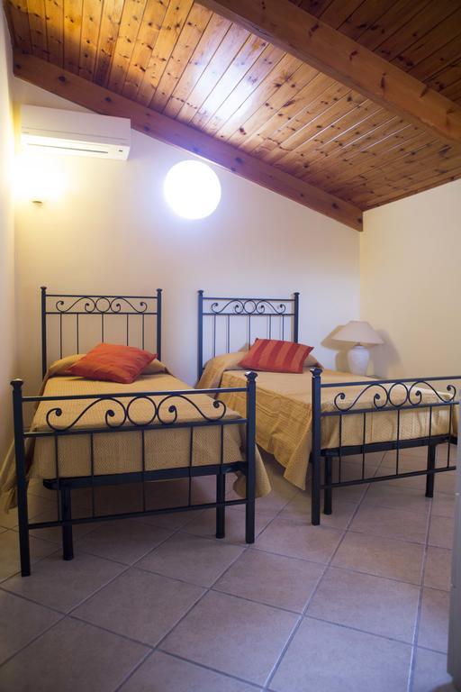 Appartamento Villa Degli Ulivi ซานตาเญลโล ห้อง รูปภาพ