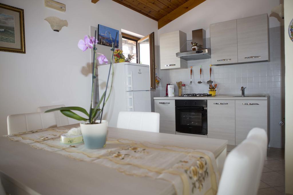 Appartamento Villa Degli Ulivi ซานตาเญลโล ห้อง รูปภาพ