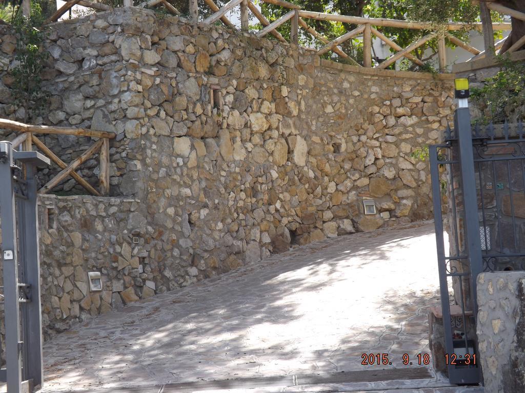 Appartamento Villa Degli Ulivi ซานตาเญลโล ภายนอก รูปภาพ